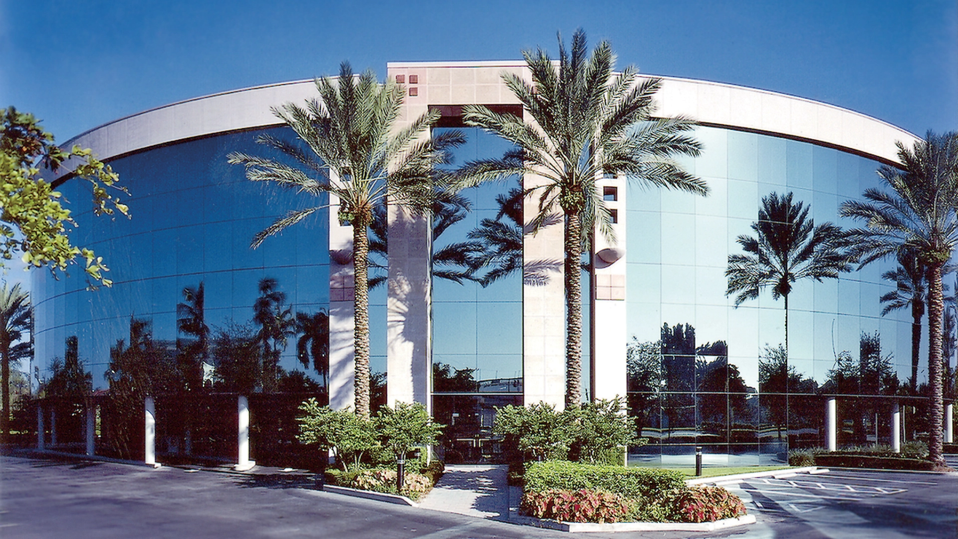 Northern Trust Bank exterior